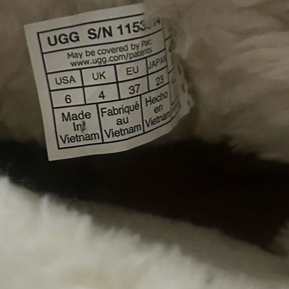 UGG Mini Bailey Bow Suede Bow Cream Size 6 - Picture 3 of 7